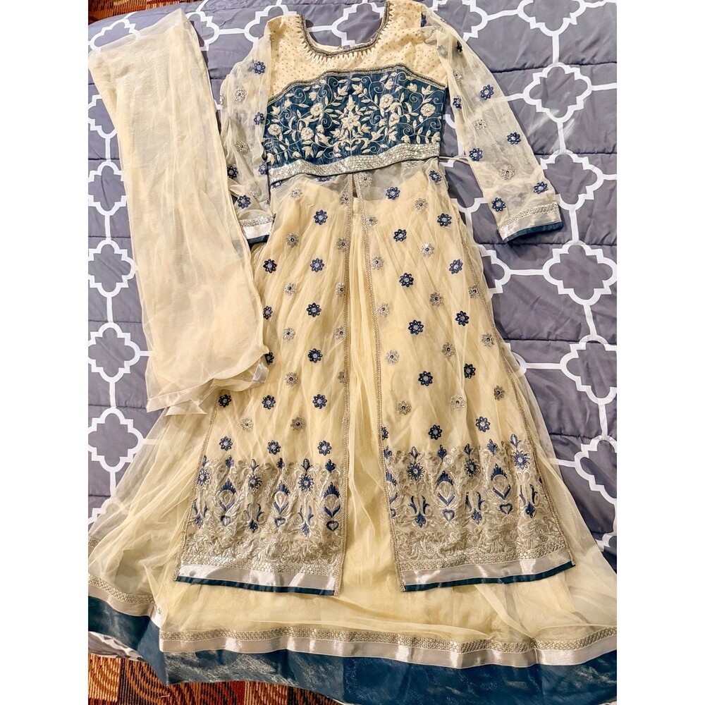 Pakistani/Indian Dress